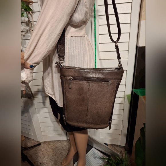 Gun Tote'n MamaBrown Carry Conceal Crossbody Bag Like New